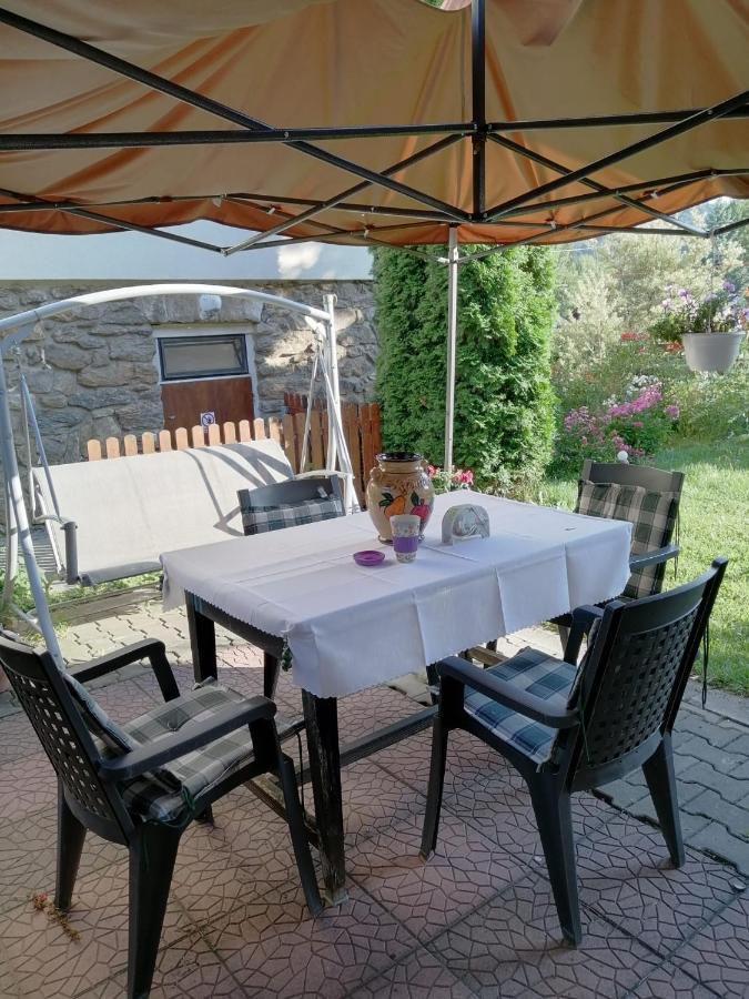Na Pekarne Apartment Zelezna Ruda Luaran gambar